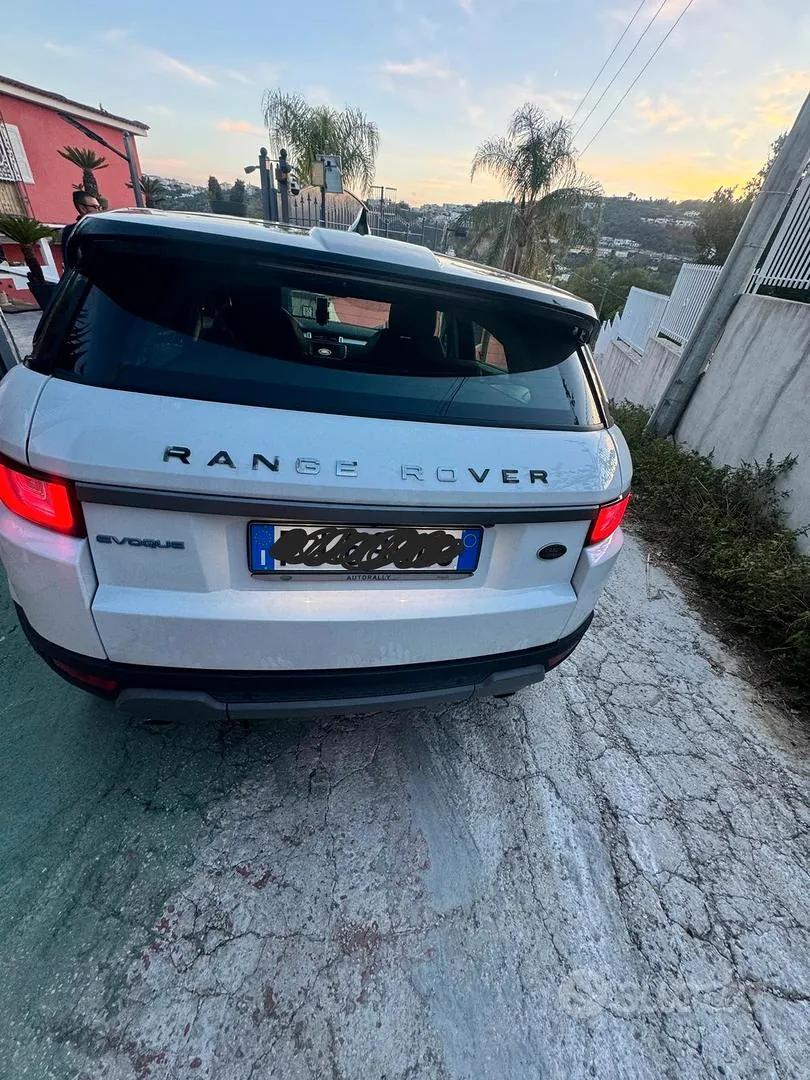 Land Rover Range Rover Evoque 2016 photo 5