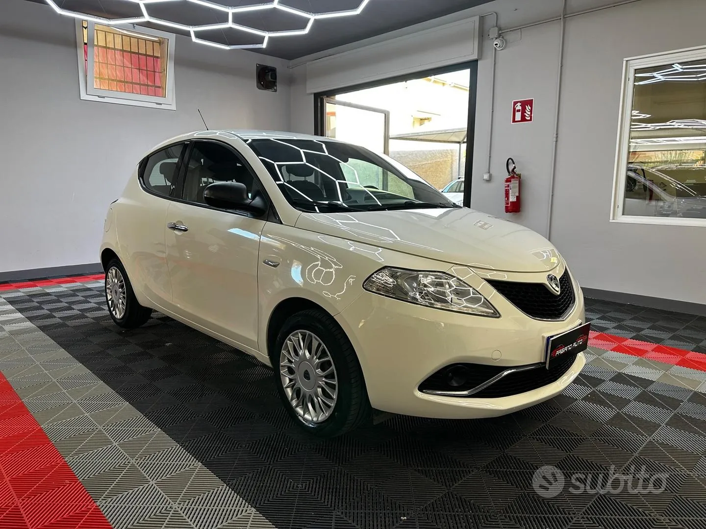 Lancia Ypsilon 2017 photo 3