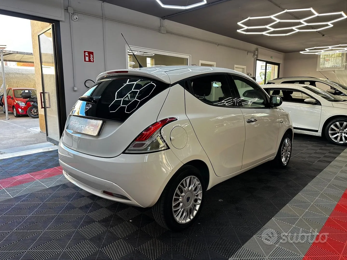 Lancia Ypsilon 2017 photo 4