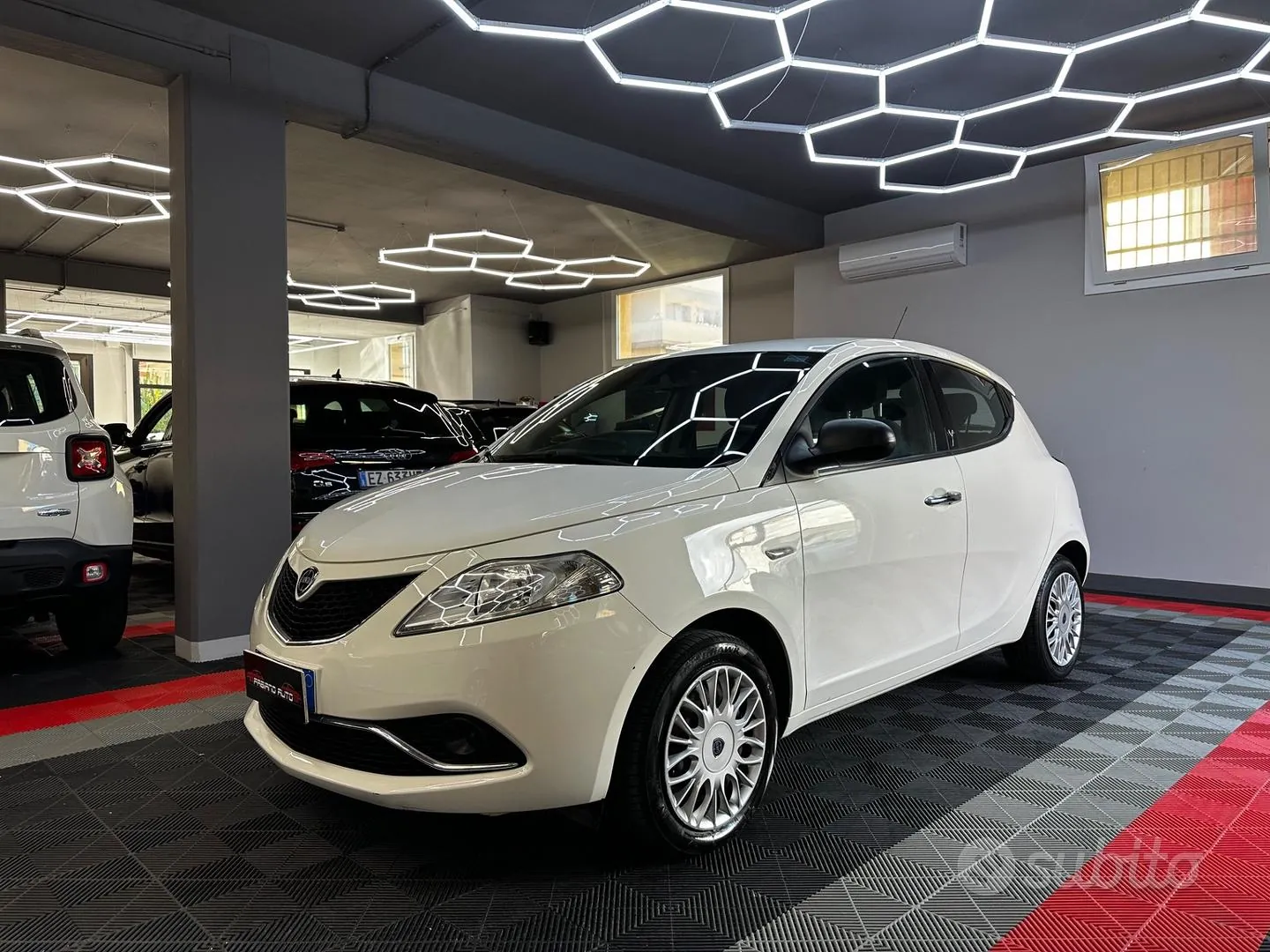 Lancia Ypsilon