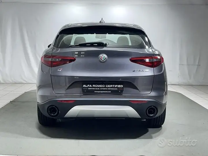 Alfa Romeo Stelvio 2023 photo 4
