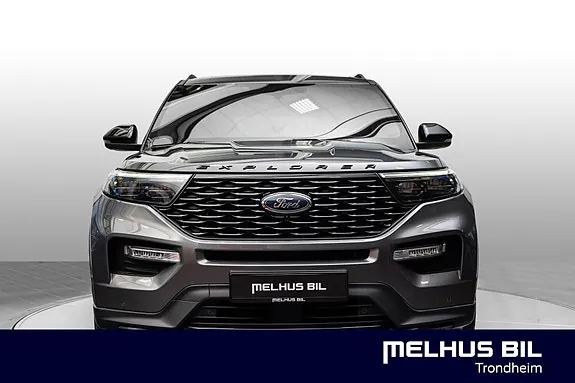 Ford Explorer 2023 photo 2