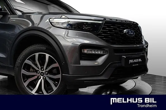 Ford Explorer 2023 photo 4