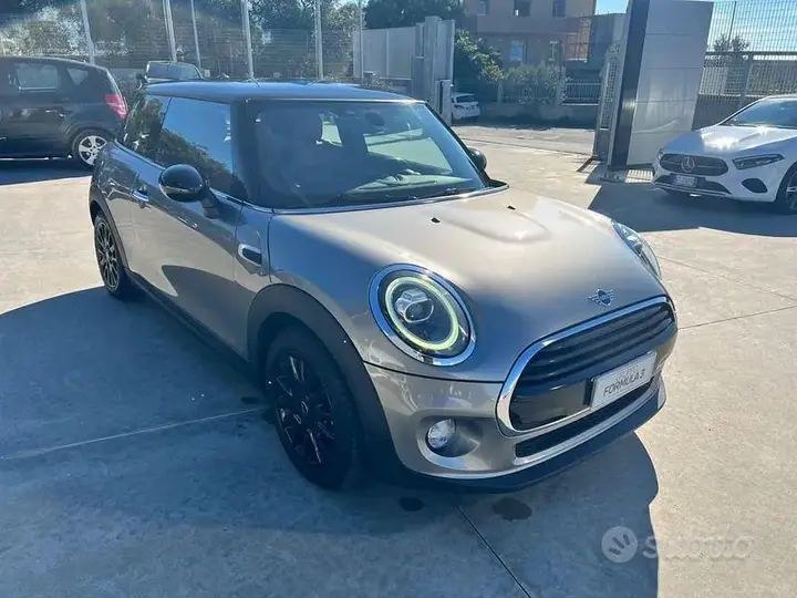 Mini Cooper 2019 photo 2