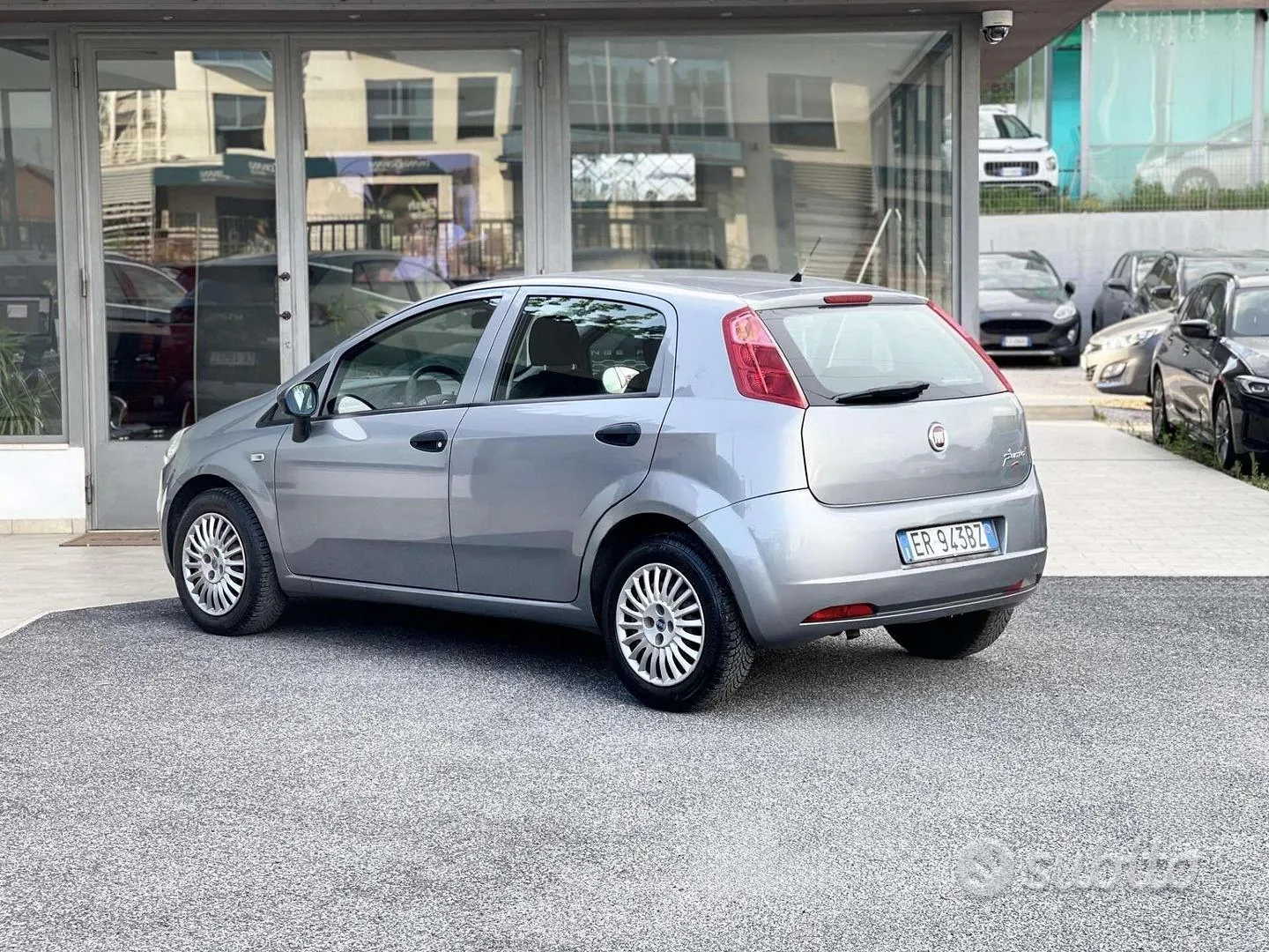 Fiat Punto 2013 photo 4