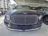 Bentley Bentayga 2023 photo 2