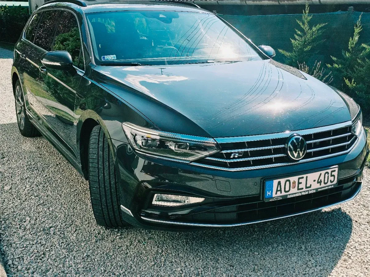 Volkswagen Passat 2021 photo 2
