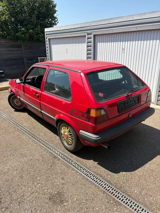 Volkswagen Golf 2