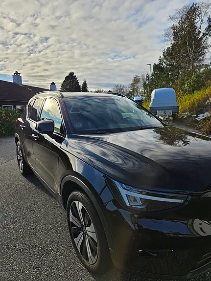 Volvo Xc40 2023 photo 2