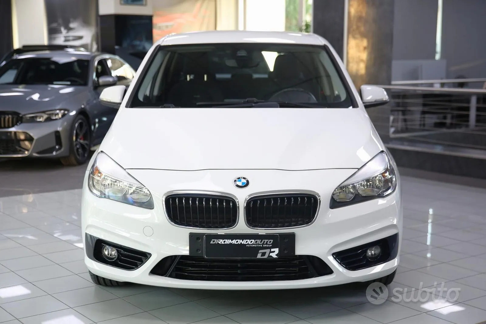 BMW 218D Active Tourer 2016 photo 2