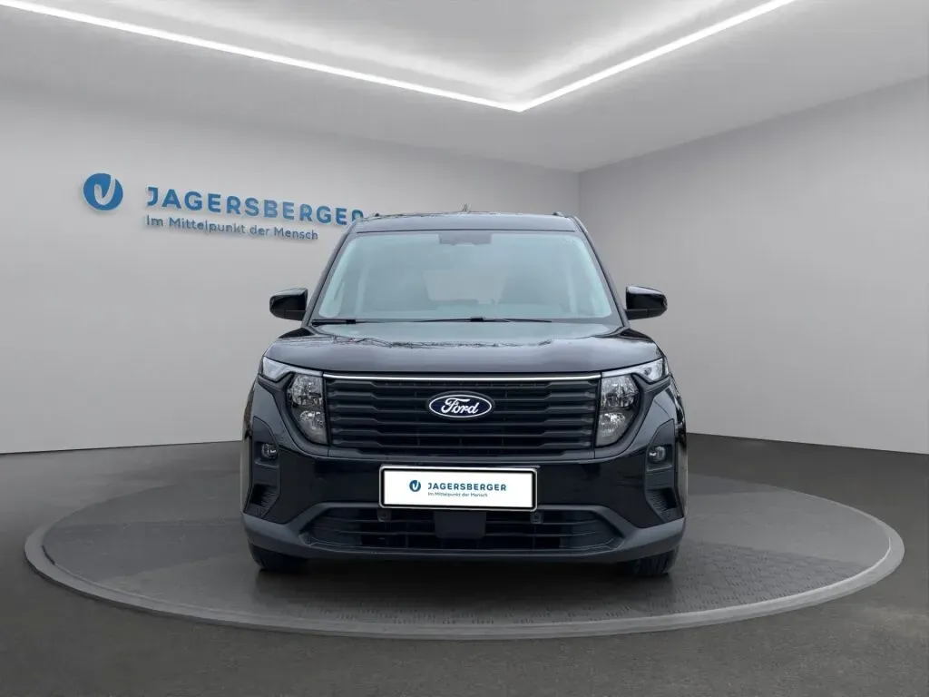 Ford Tourneo photo 2