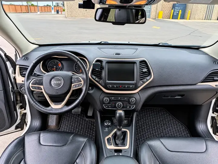 Jeep Cherokee 2017 photo 3