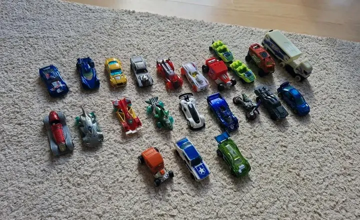 Hot Wheels 23Er Set