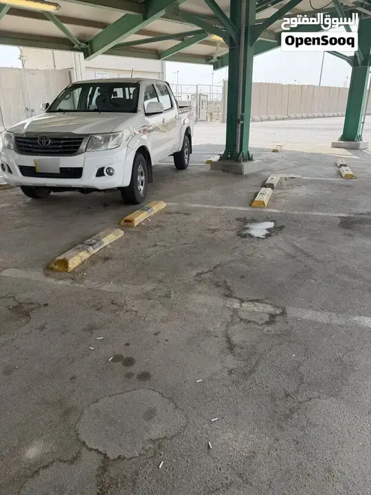 Toyota Hilux 2014 photo 2