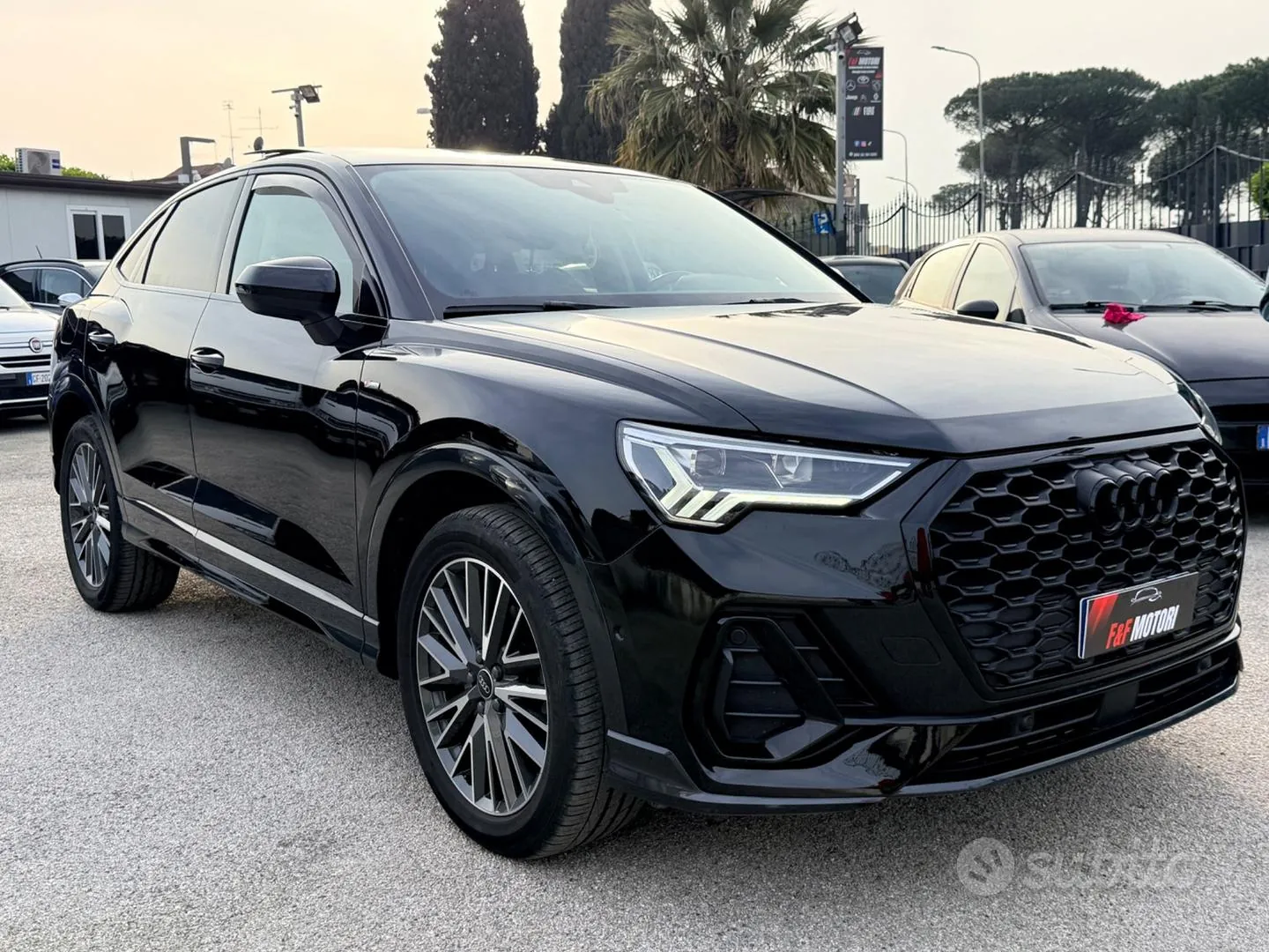 Audi Q3 2022 photo 2