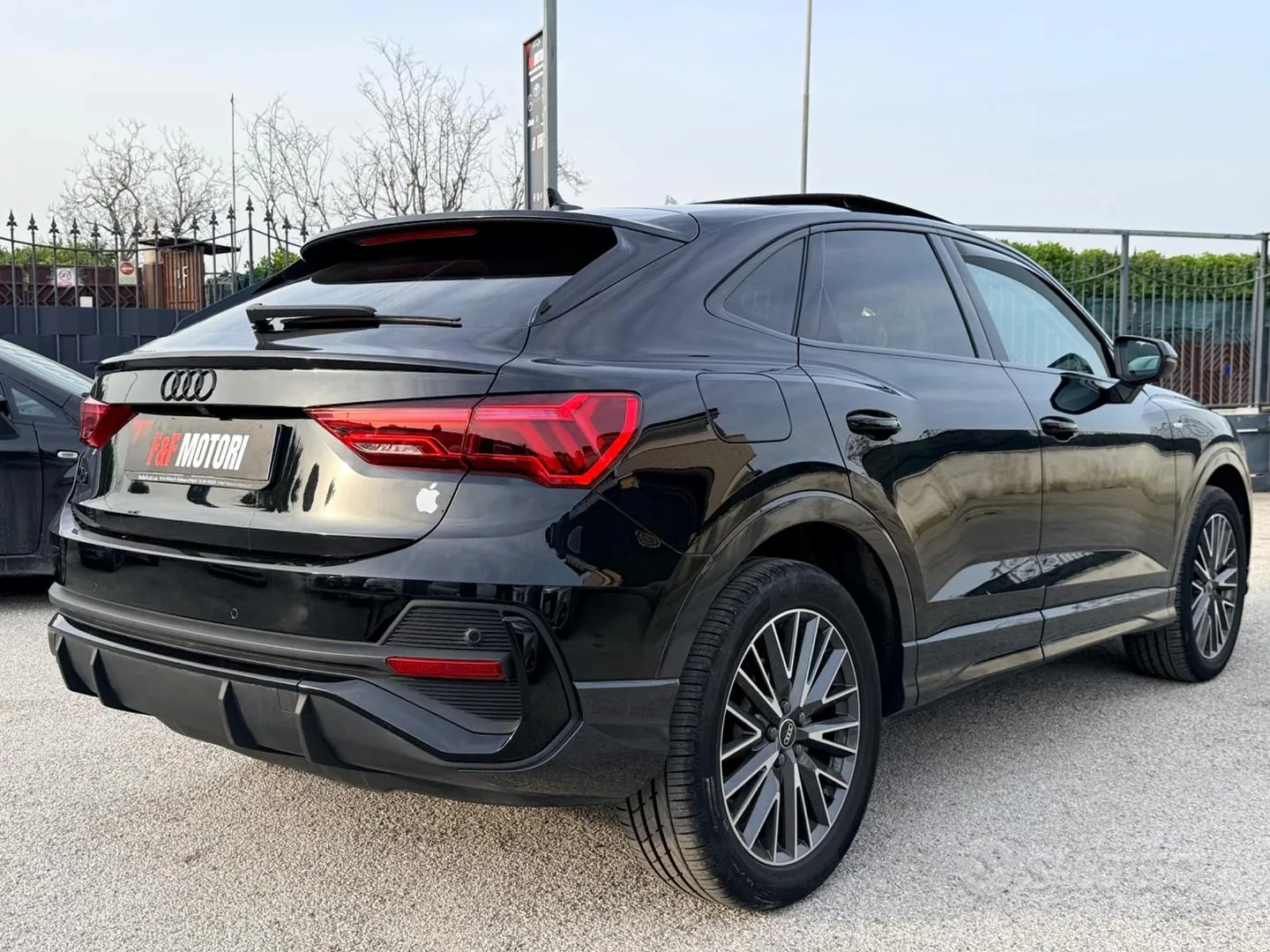 Audi Q3 2022 photo 5