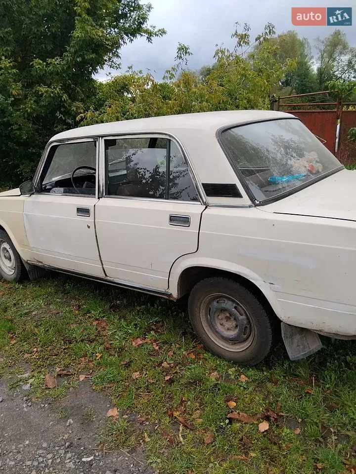 Lada 2105 1987 photo 5