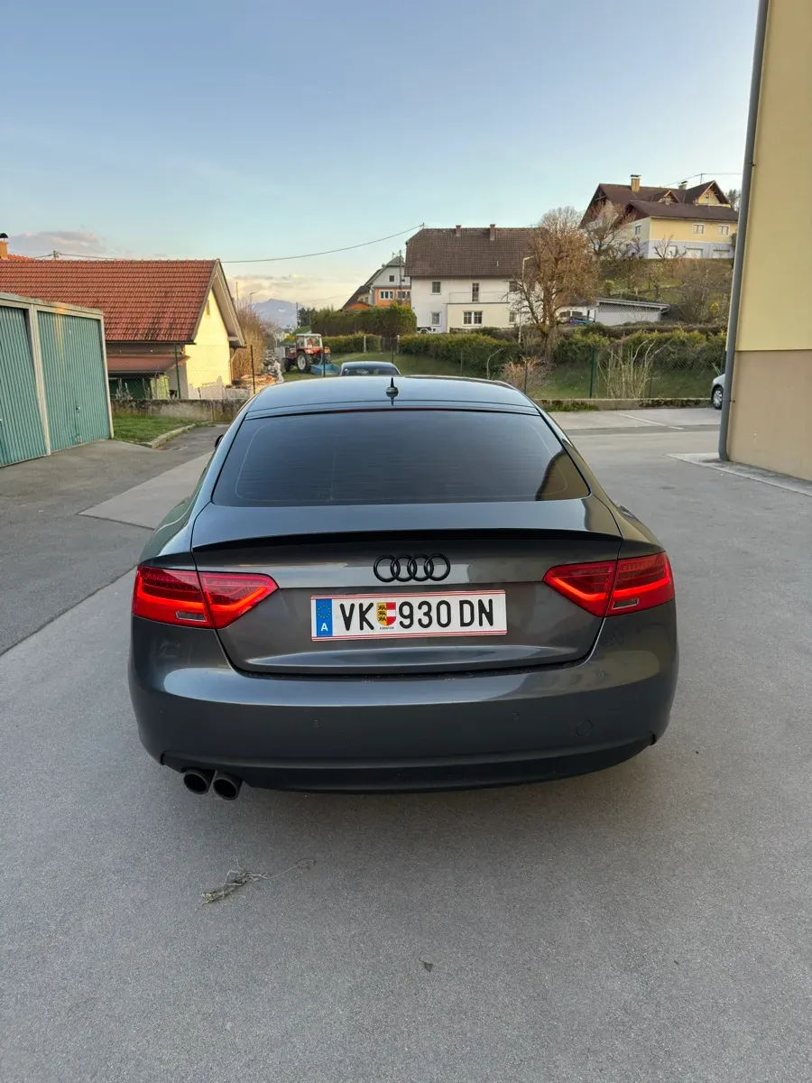 Audi A5 2012 photo 3