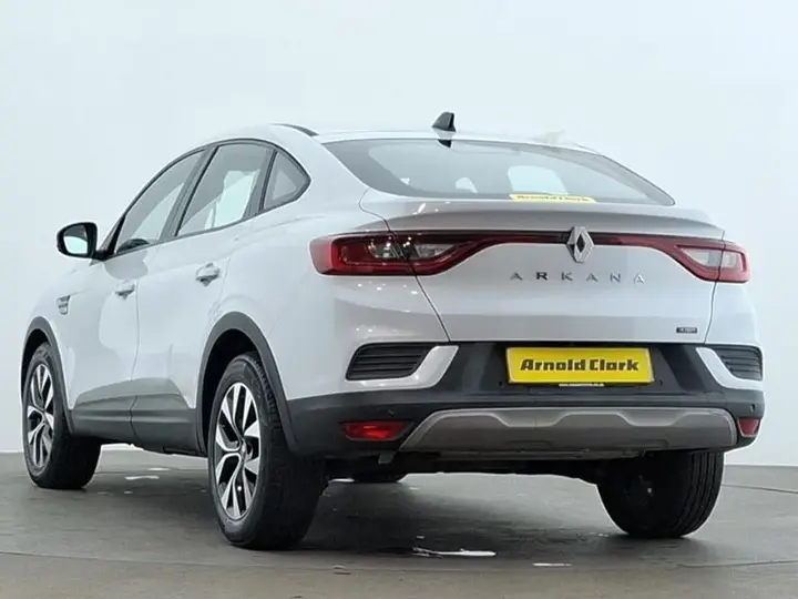 Renault Arkana 2023 photo 2