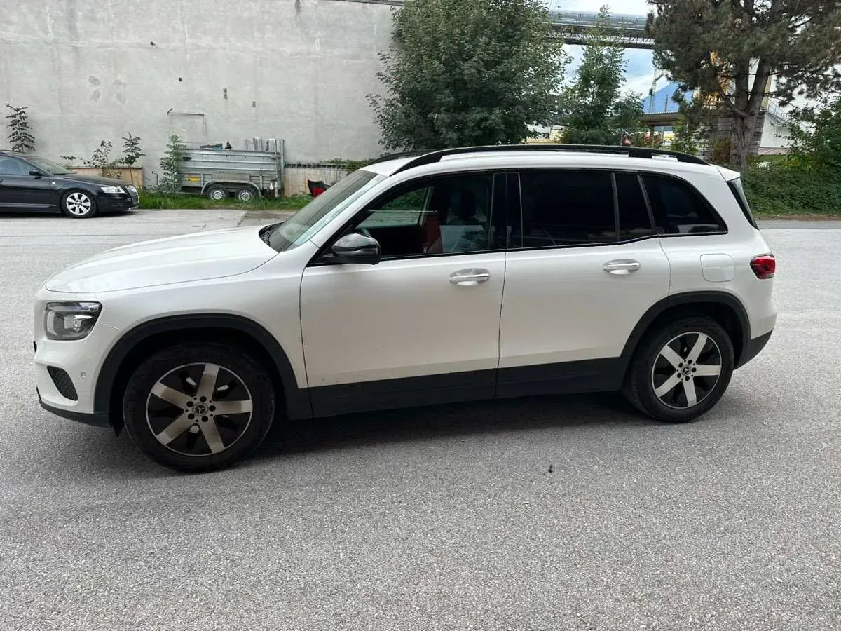 Mercedes-Benz Glb 2022 photo 2