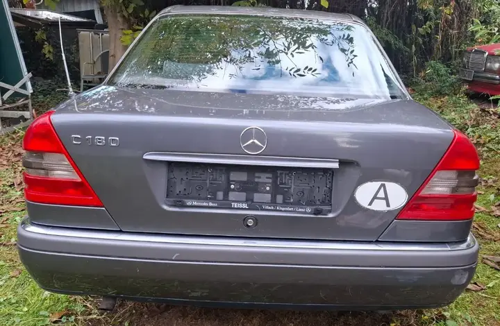 Mercedes-Benz C-Class 1995 photo 3