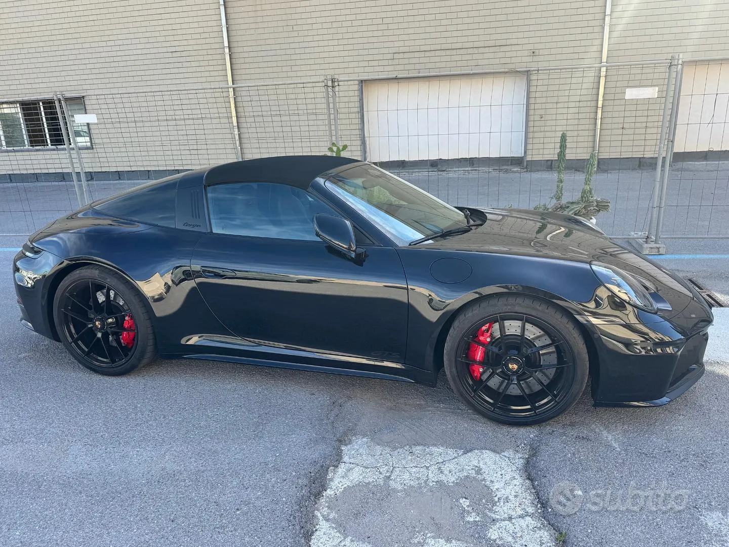Porsche 911 2026 photo 2