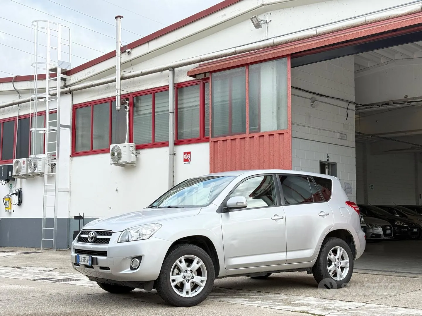 Toyota Rav4 2009 photo 2