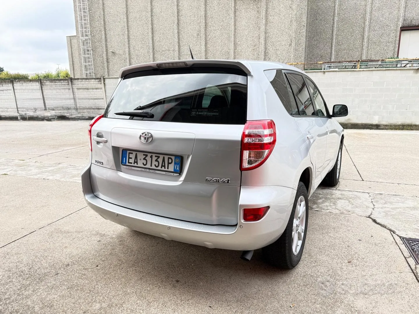 Toyota Rav4 2009 photo 4