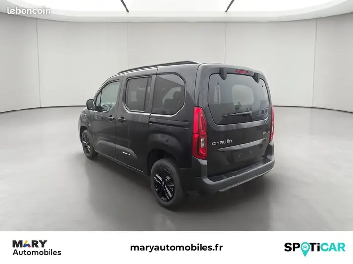 Citroen Berlingo 2024 photo 3