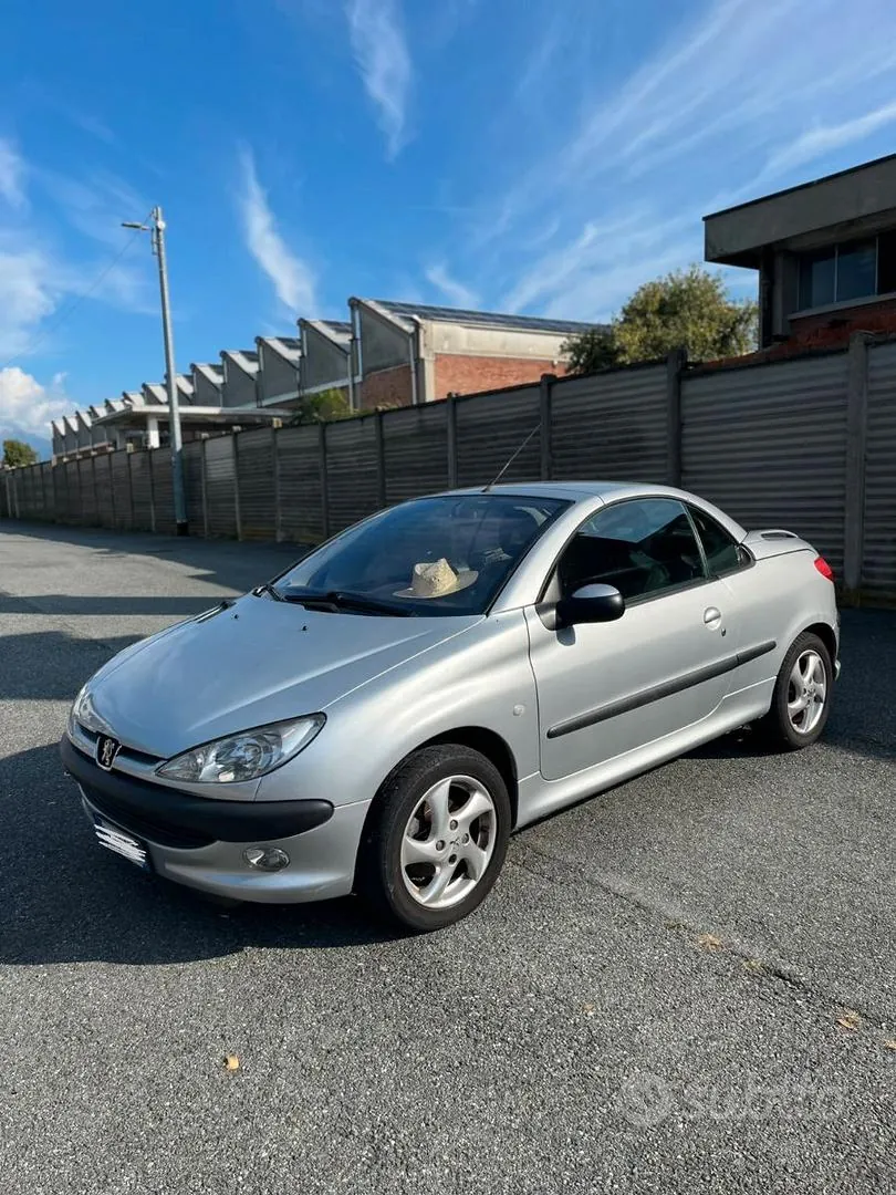 Peugeot 206 Cabriolet 2002 photo 3