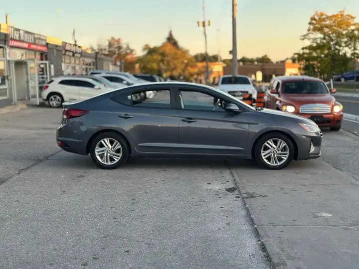 Hyundai Elantra 2019 photo 4