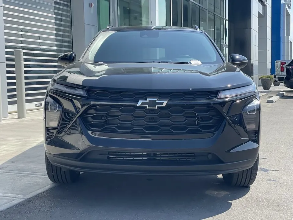 Chevrolet Trax 2026 photo 2