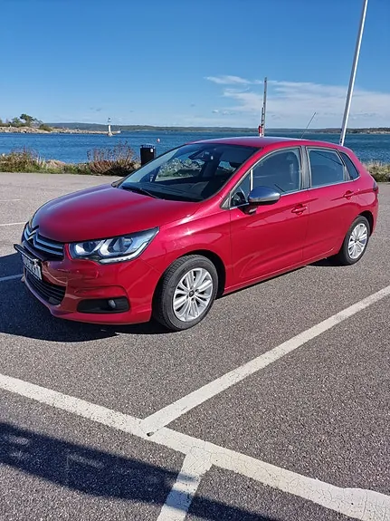 Citroen C4 2016 photo 2