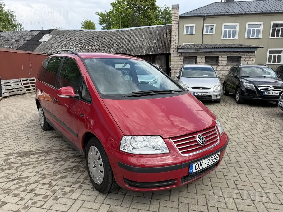 Volkswagen Sharan 2007 photo 2