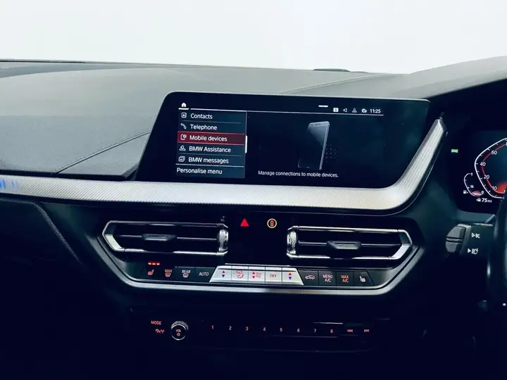 BMW 1 Series 2021 photo 4