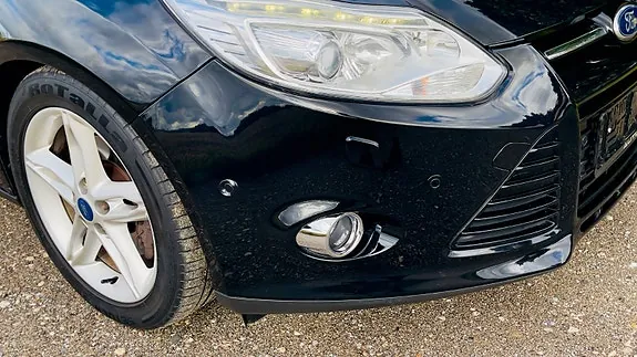 Ford Focus 2012 photo 3