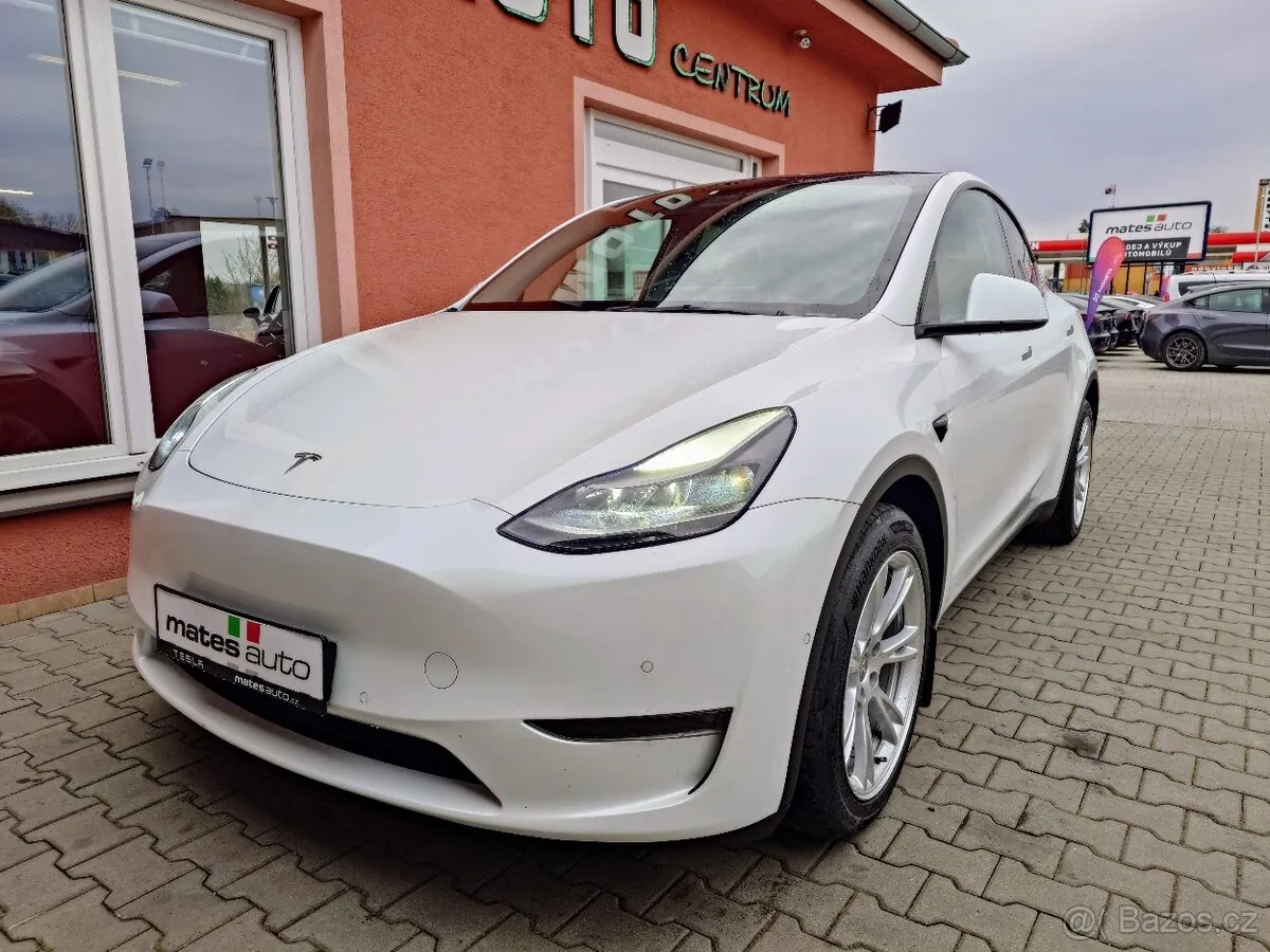 Tesla Model Y Long Range