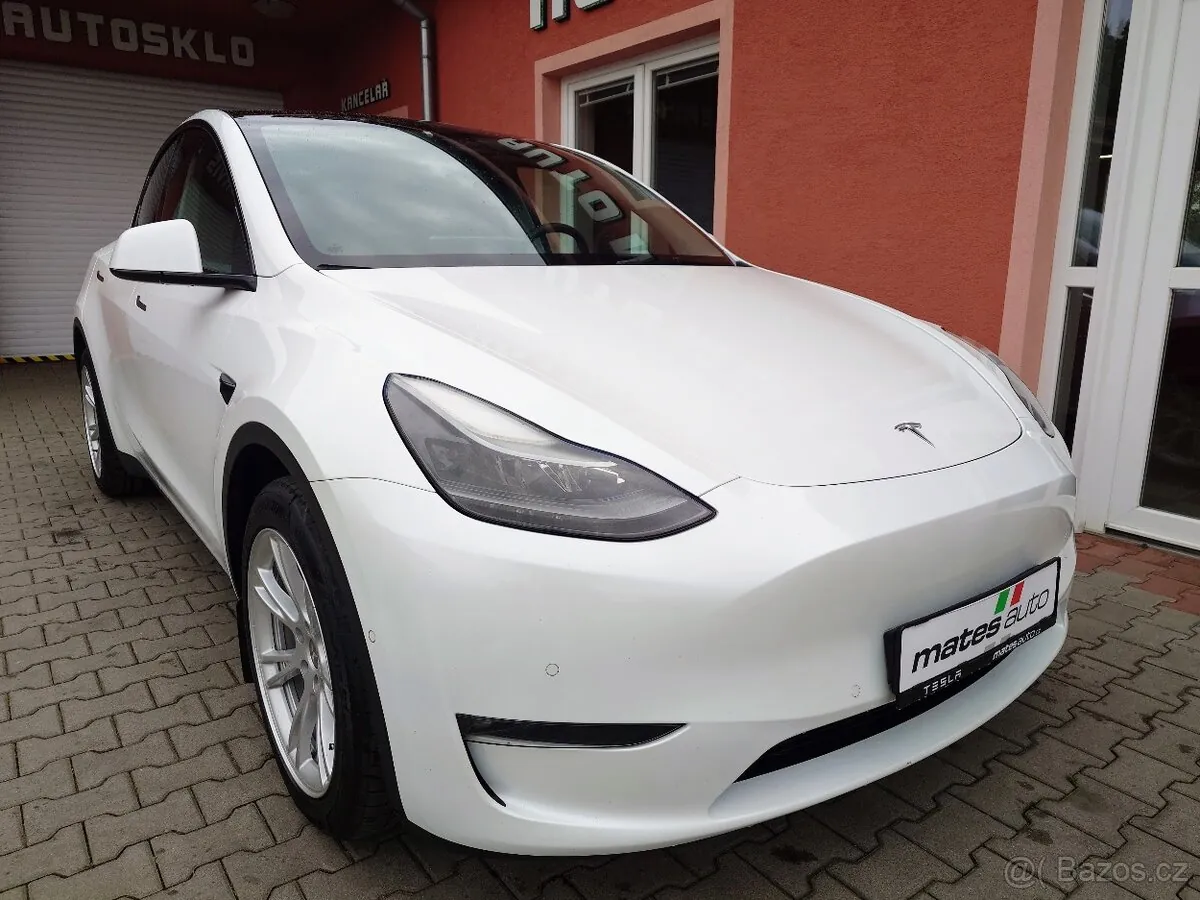 Tesla Model Y Long Range 2022 photo 4