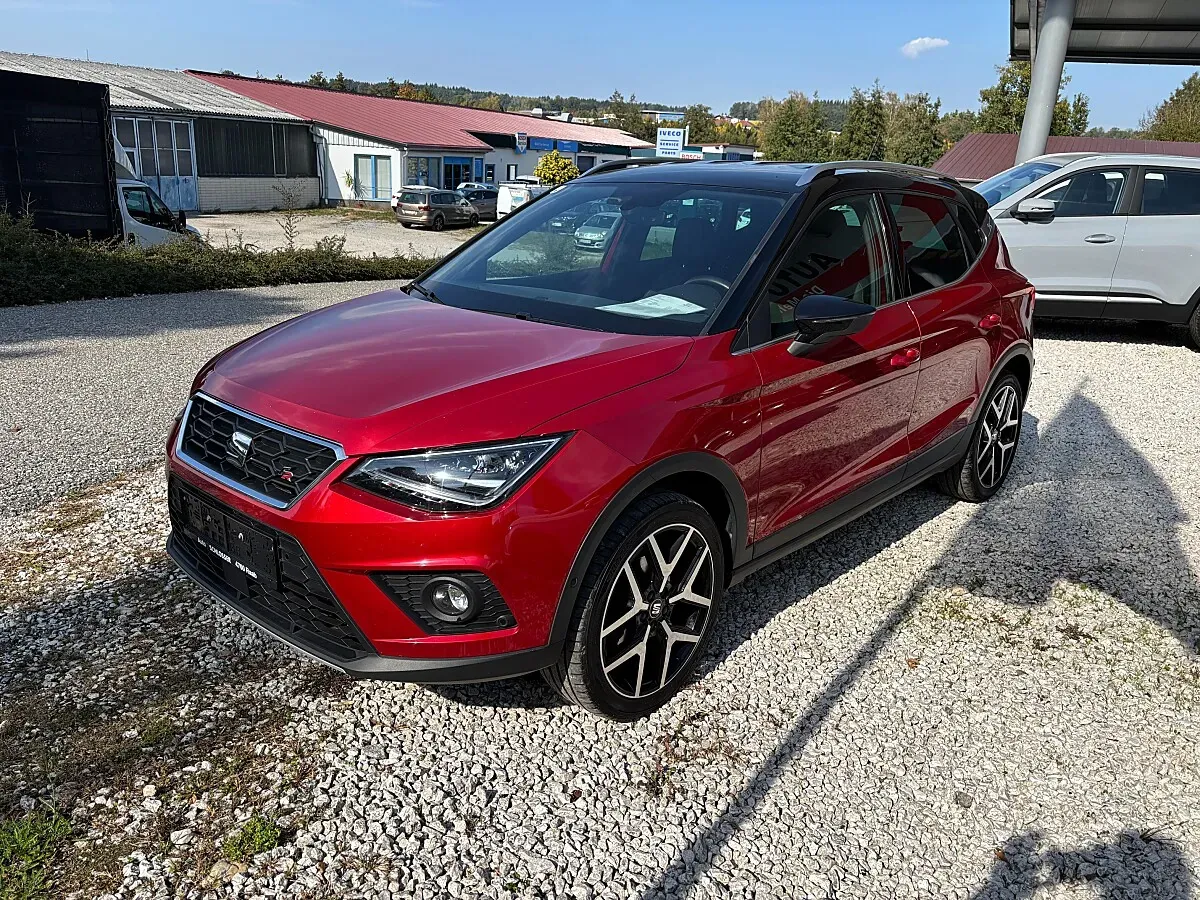 Seat Arona 2021 photo 2
