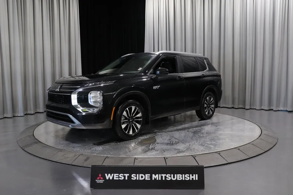 Mitsubishi Outlander 2026 photo 3