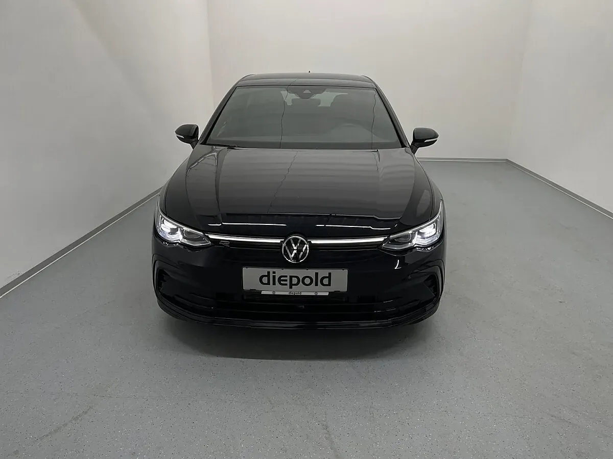 Volkswagen Golf 2022 photo 2