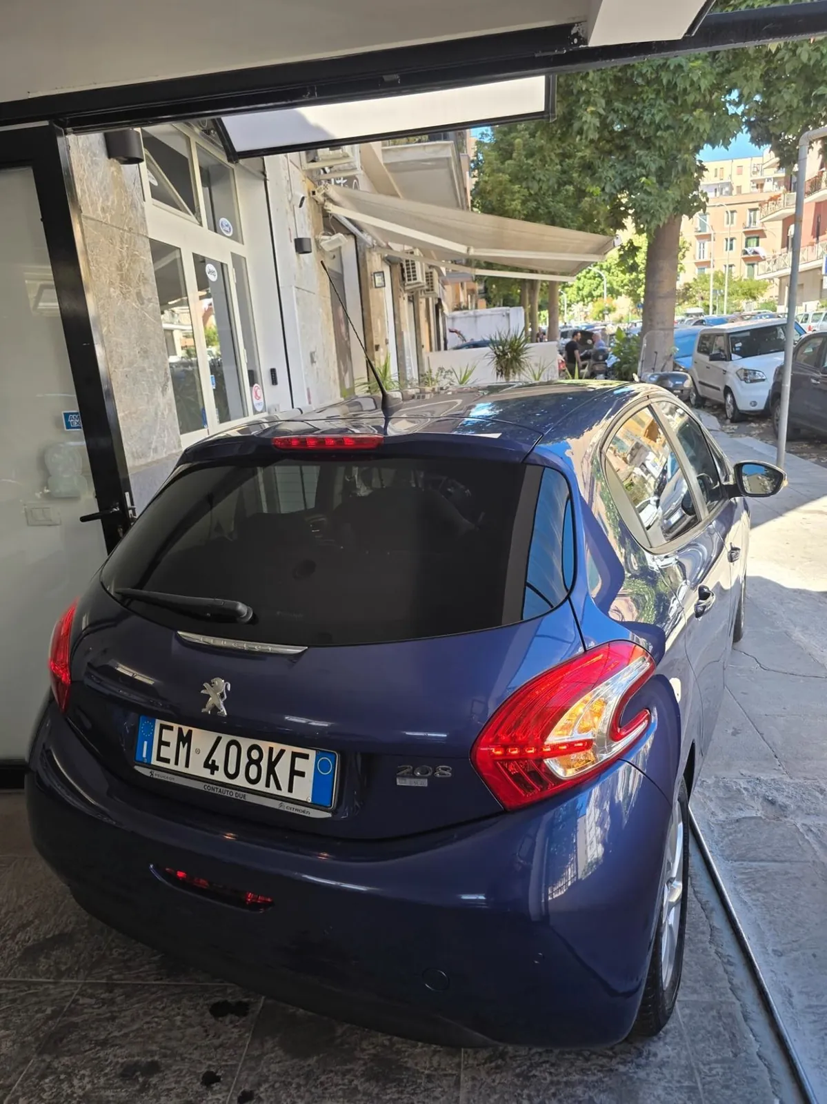 Peugeot 208 2013 photo 4