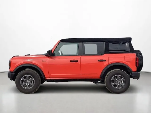 Ford Bronco 2022 photo 2