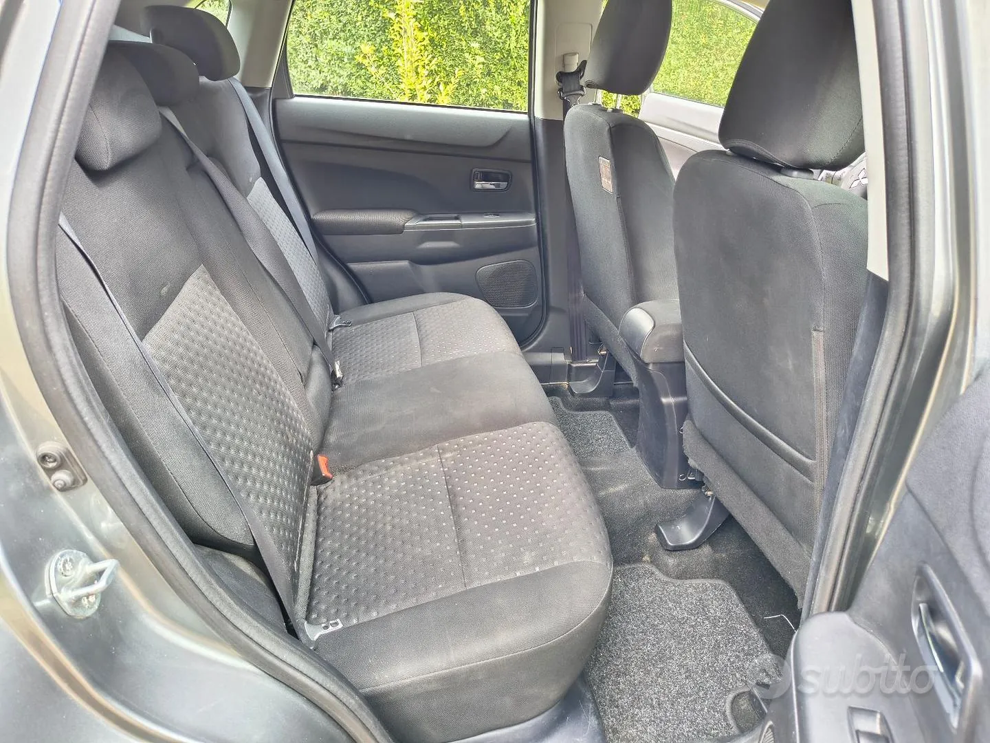 Mitsubishi Asx 2010 photo 4