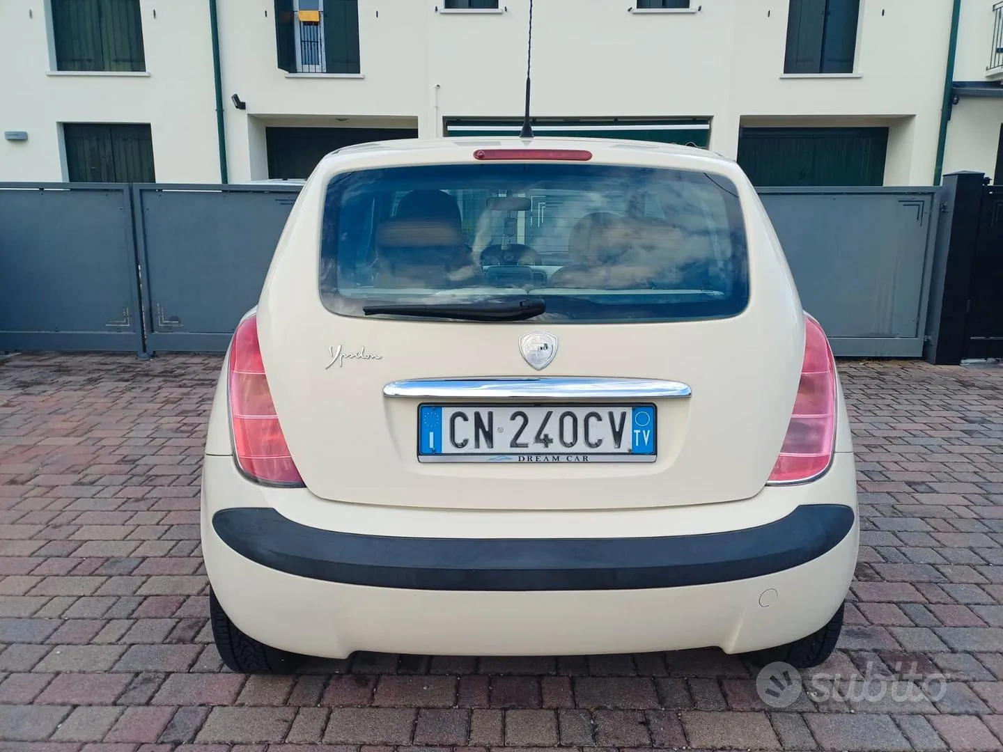 Lancia Ypsilon 2004 photo 3