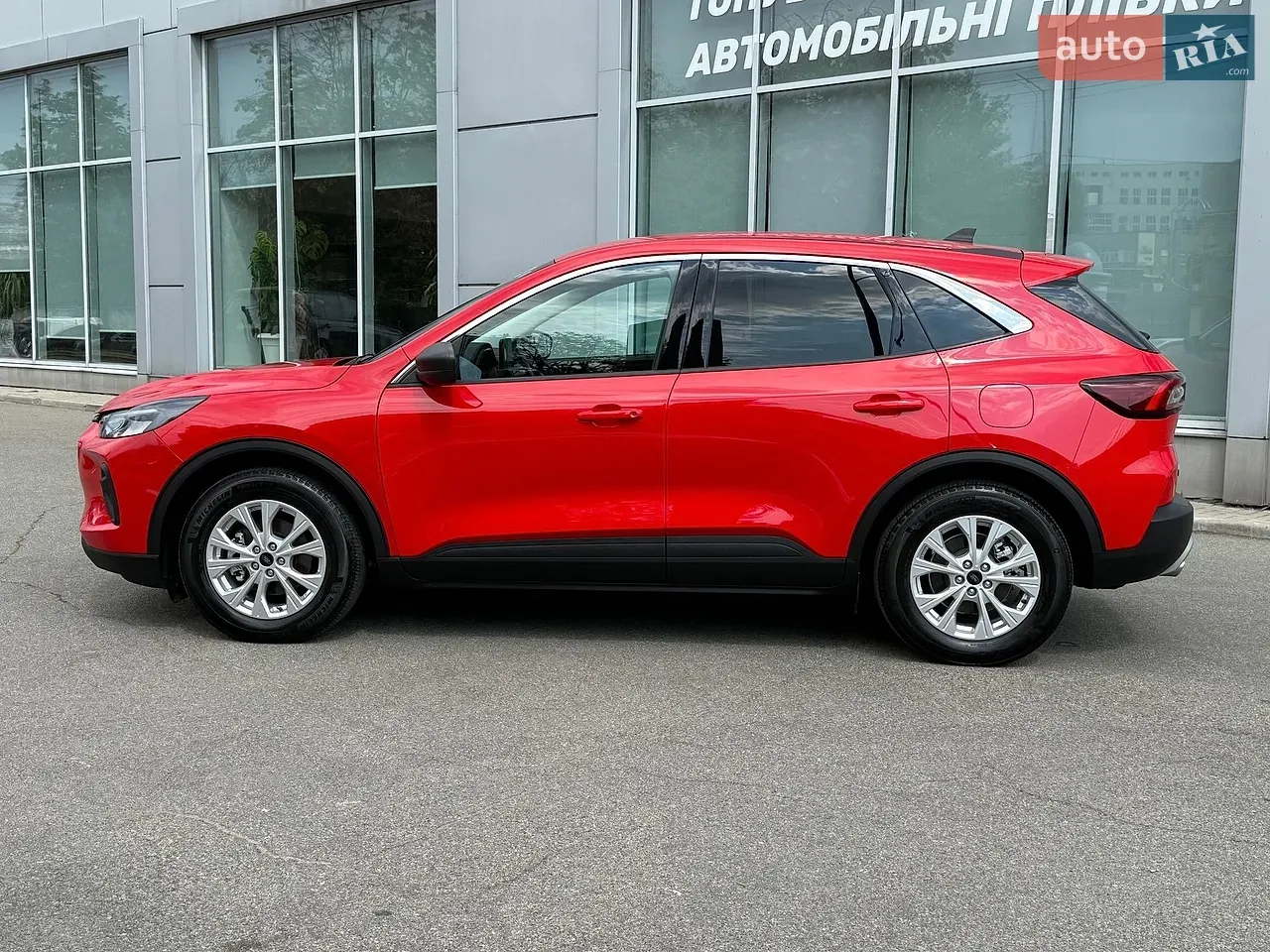 Ford Escape 2024 photo 2