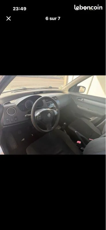 Suzuki Swift 2010 photo 3