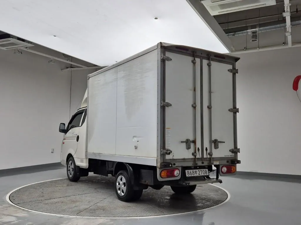 Hyundai Porter 2018 photo 2