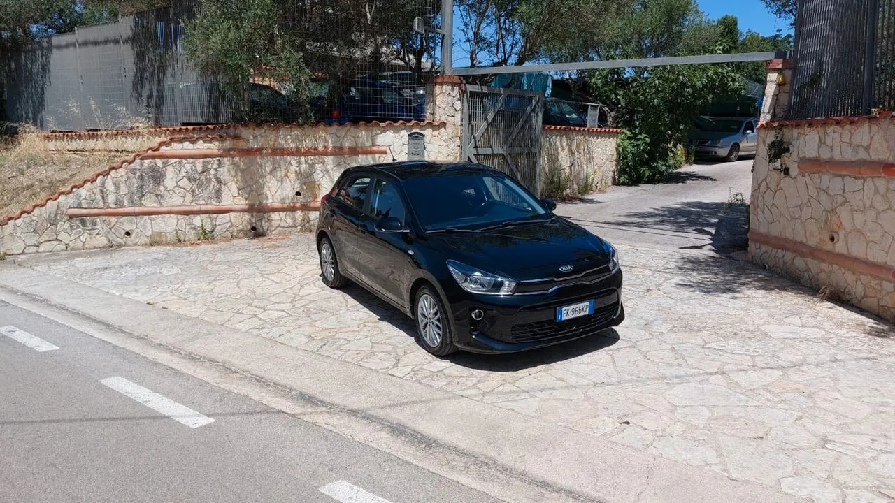 Kia Rio 2017 photo 3