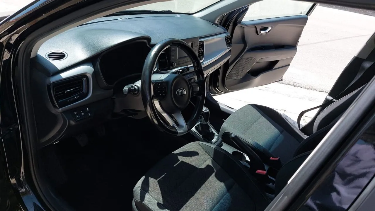 Kia Rio 2017 photo 4